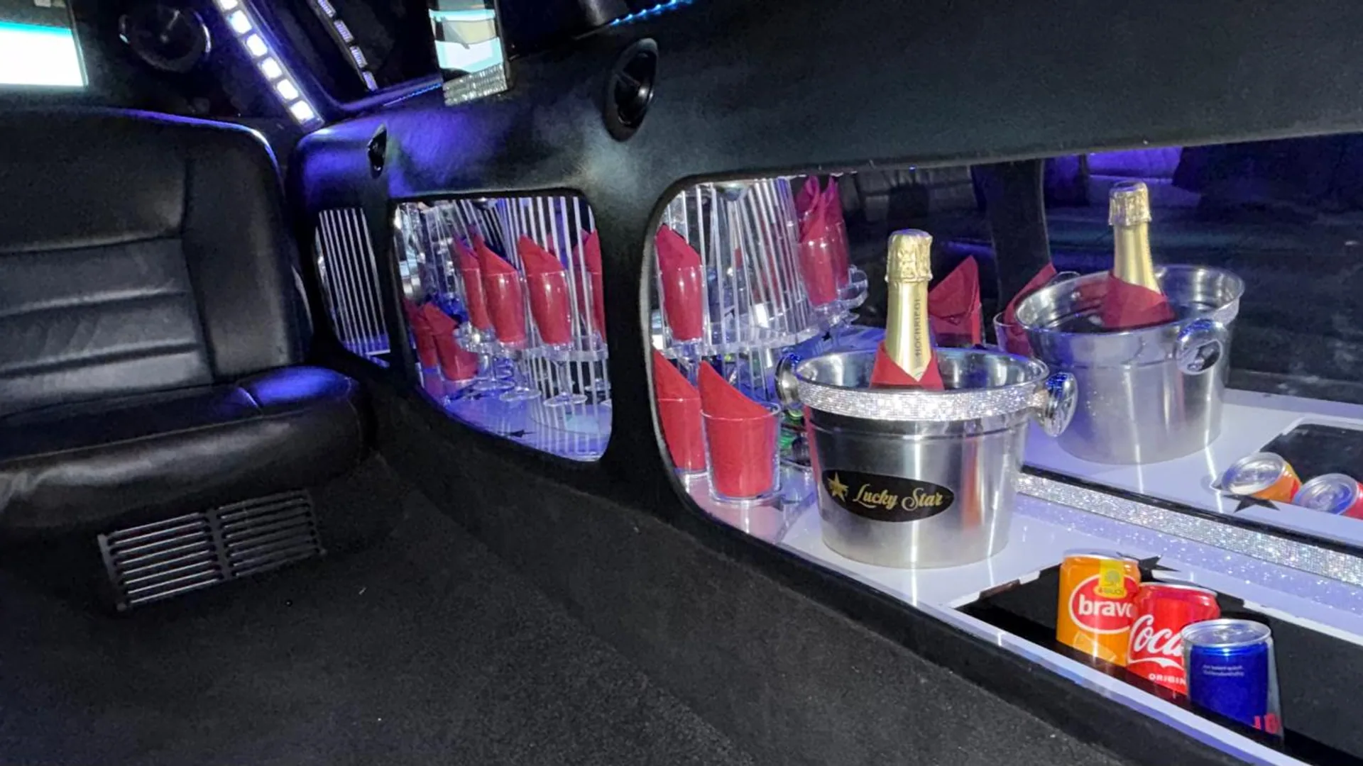 Lucky Star Champagner-Kühler mit Kristall-Strass-Rand und Hochriegl