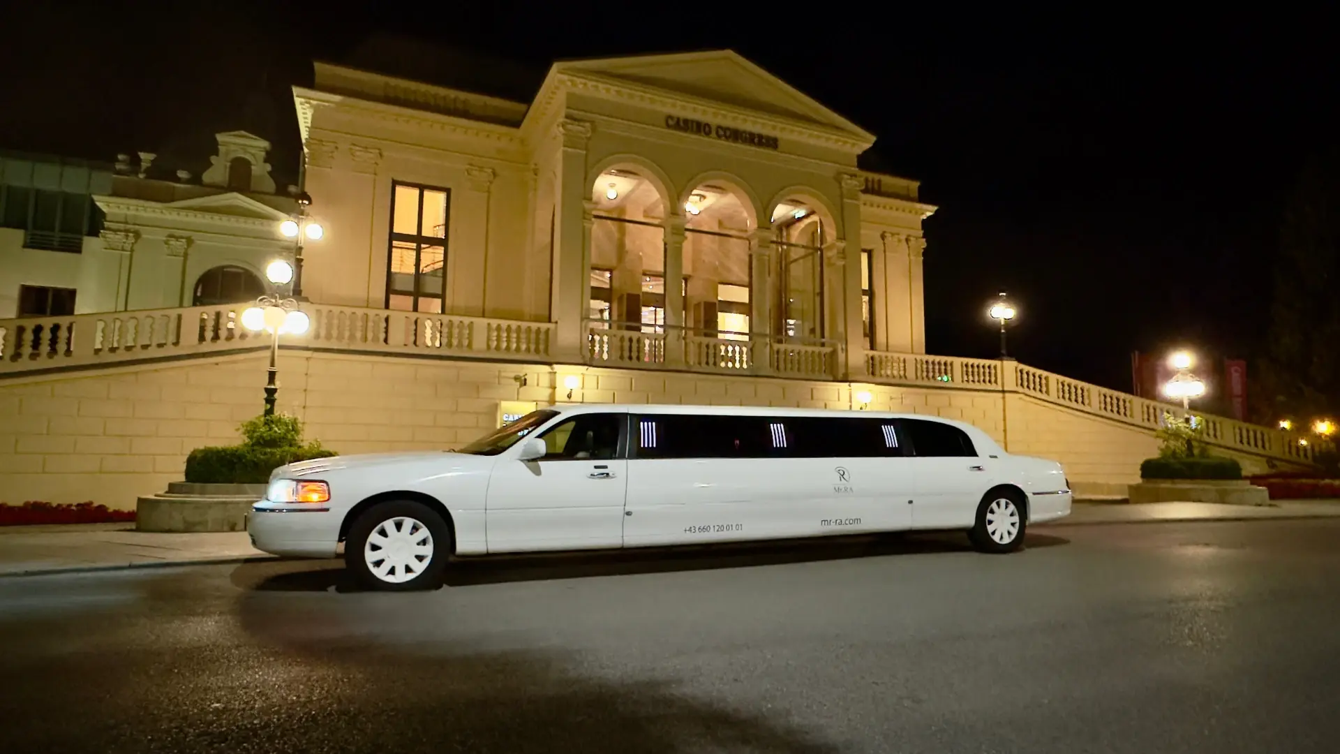 Casino Transfer mit Stretchlimousine - Exklusiver Service
